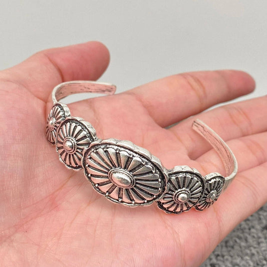 Western Style Vintage Cuff
