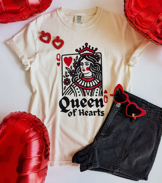 Queen of Hearts Tee