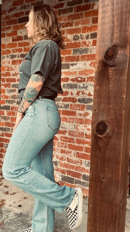 Your Fav Mom Jean