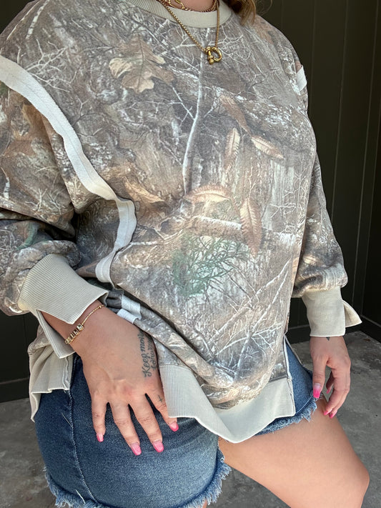 Camo pullover